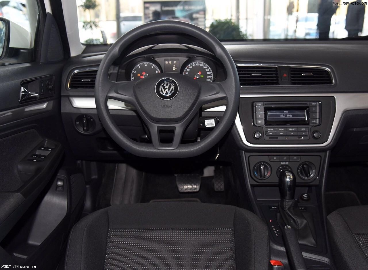 kycom：LV大师名画系列与最贵在世波普艺术家杰夫·昆斯玩联名出品(图2)