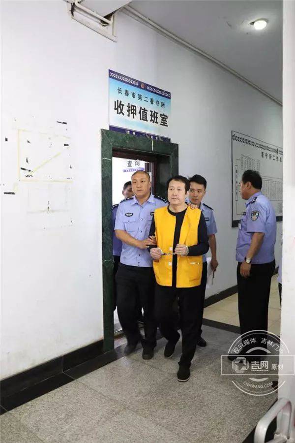 ‘KY.COM’听说荷兰阿姆斯特丹的风景美如童话？