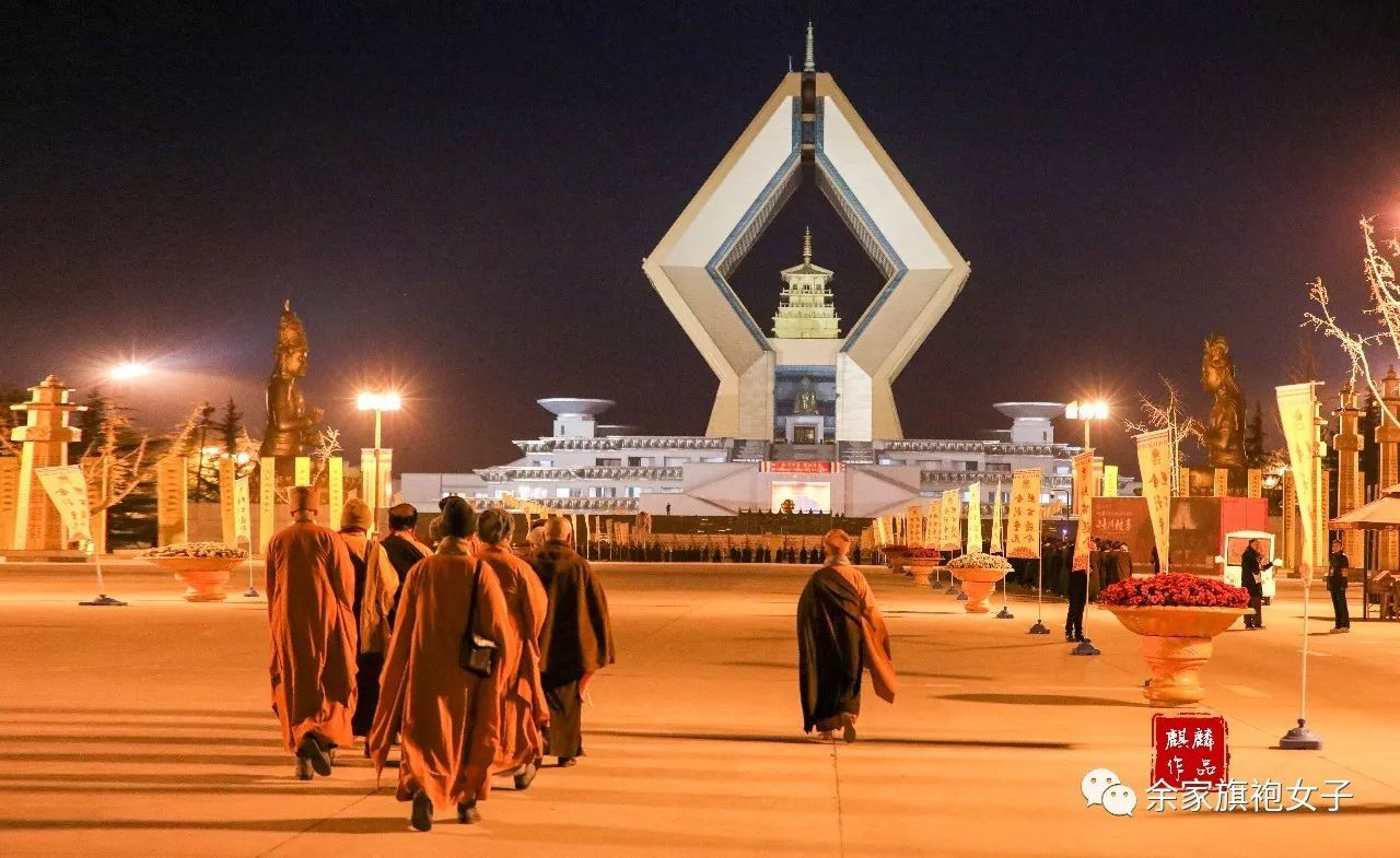 
2018/19赛季英超落幕：曼城乐成卫冕 重要奖项花落各家 “KY.COM”(图2)